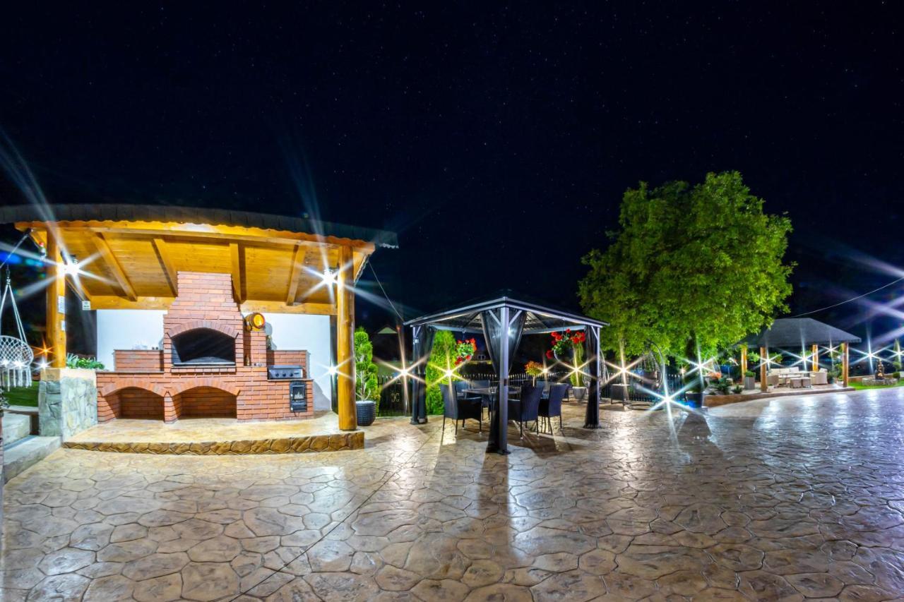 Pensiunea Valea Magurii Новач-Стрэйни Экстерьер фото